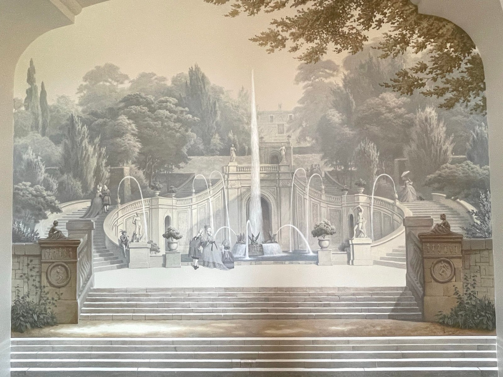 Grisaille garden mural with fountain and staircase by Kim Delaney for designers and architects