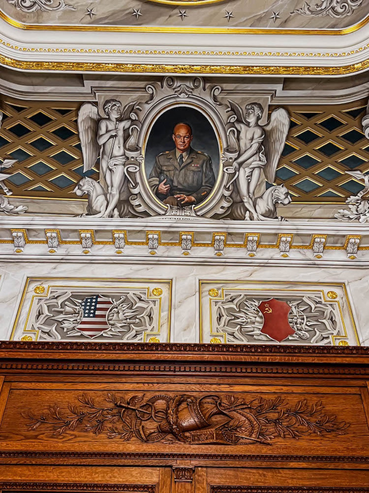 Eisenhower Room — decorative finish by Kim Delaney, Delaney Fine Finishes