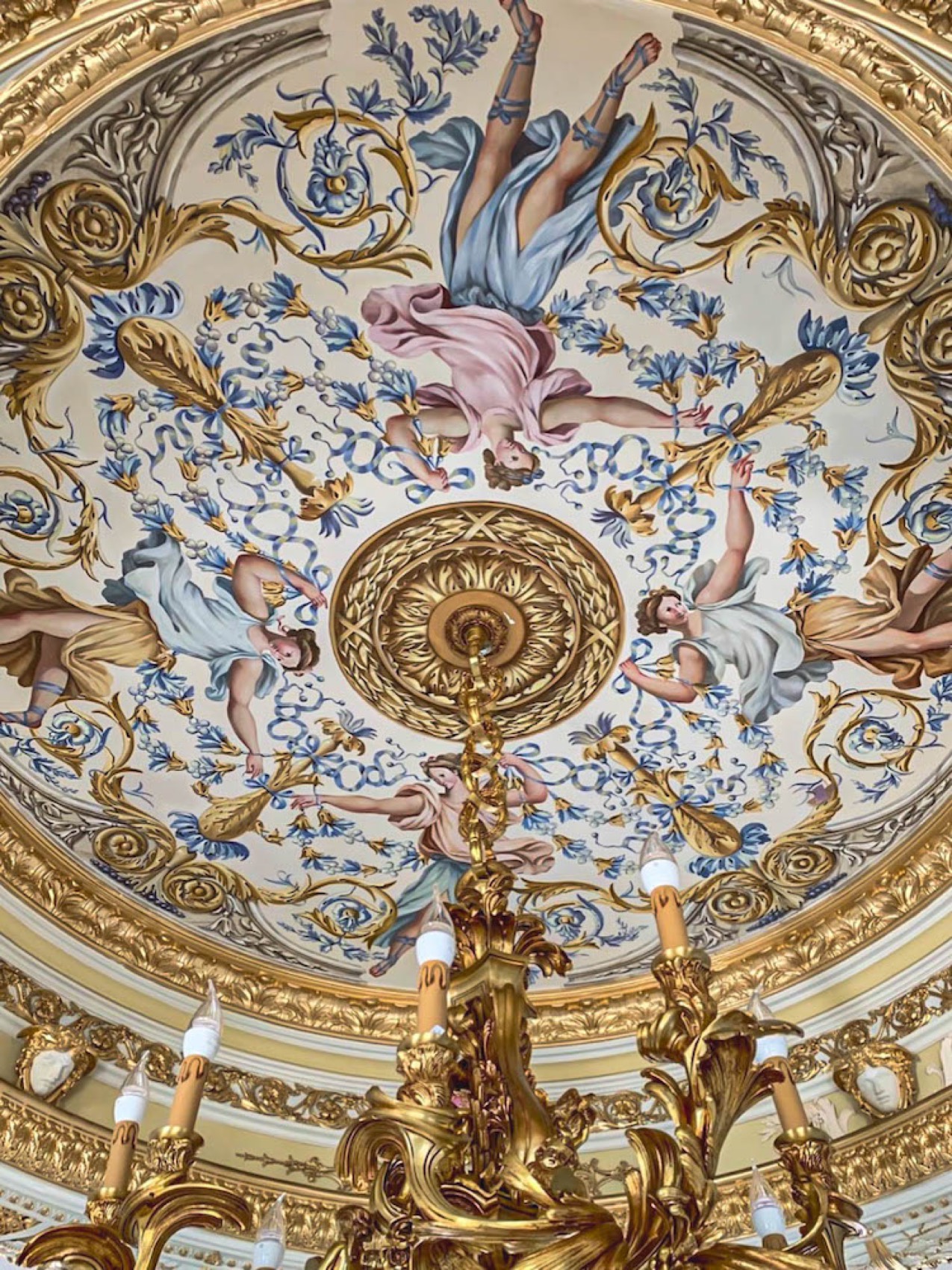 Fontainebleau — mural & fresco by Kim Delaney, Delaney Fine Finishes